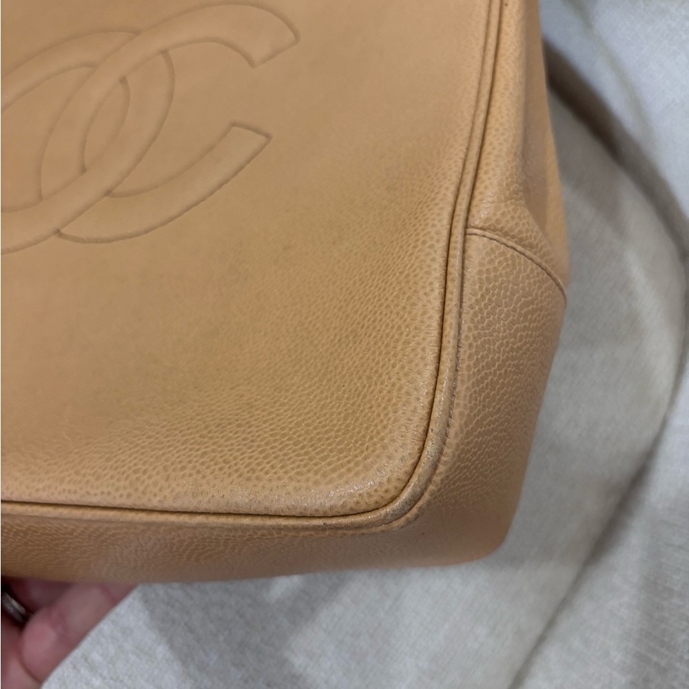 Authentic CHANEL brown caviar leather coco mark tote - Picture 5 of 15